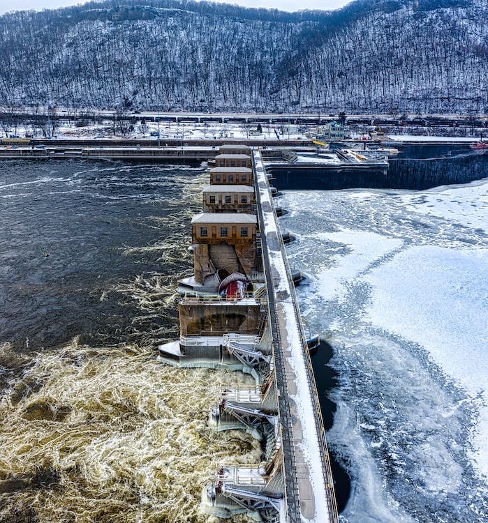 1675071116288645.jpg 污水3.jpg